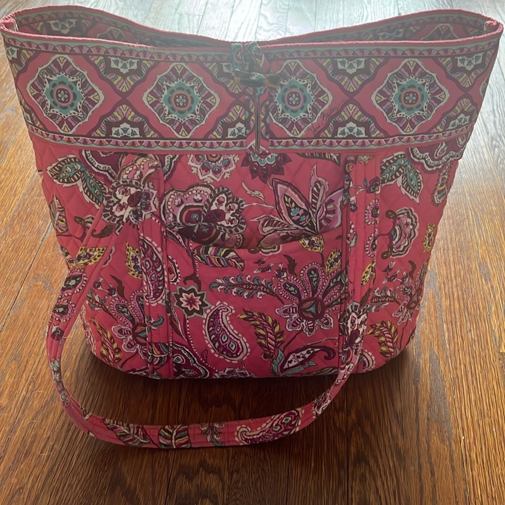 Vera Bradley tote